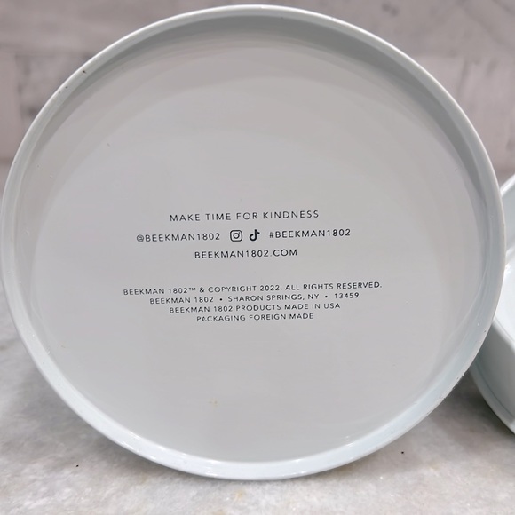 BEEKMAN 1802 Make Time For Kindness Collectible Tin Milk Jug - Picture 7 of 7